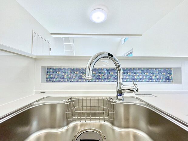 【浄水器】いつでも清潔なおいしいお水を。一つの水栓で水道水と浄水を使い分け。