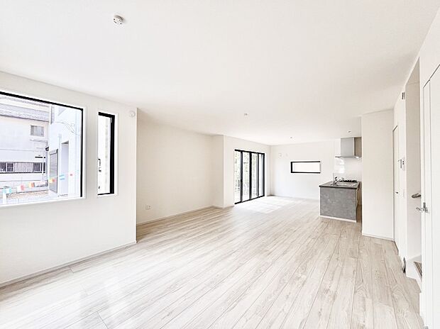 【ダイニング】家族が自然と集まる憩いのスペースになりそう