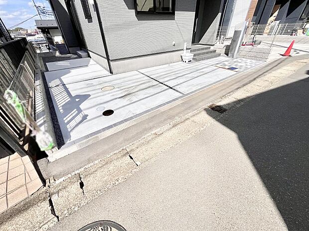 【駐車場】生活に欠かせない駐車スペース。