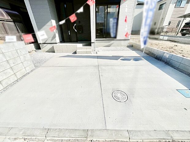 【駐車場】生活に欠かせない駐車スペース。