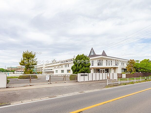 松戸市立小金北中学校(約1,000m)