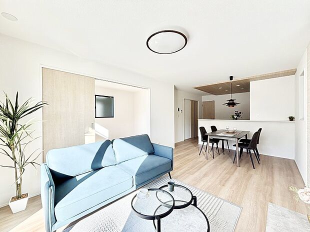 【ダイニング】家族が自然と集まる憩いのスペースになりそう