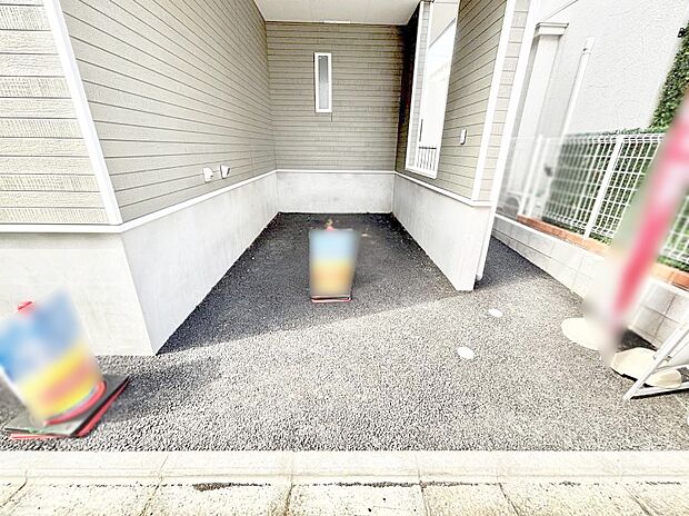 【駐車場】ビルトインタイプは大切なお車を傷や汚れから守ることができます。