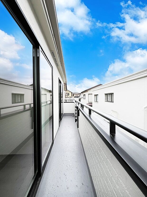 【バルコニー】風通しの良いバルコニー