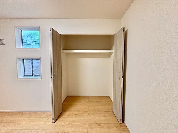 【収納】たっぷりの収納スペースで快適に暮らせそう 
