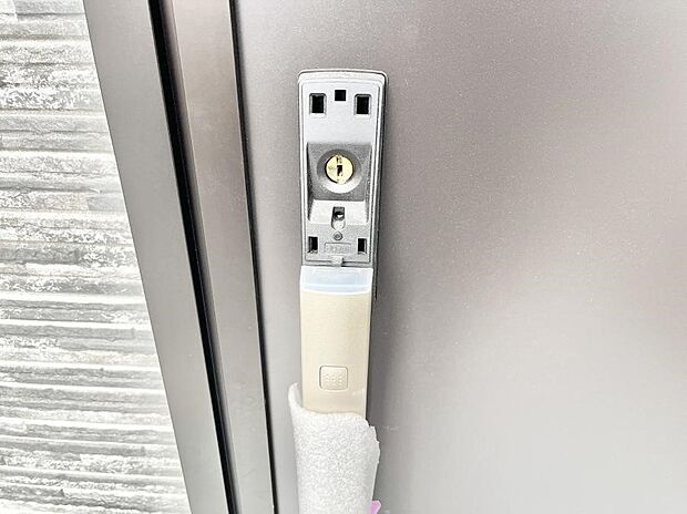 【玄関】ラクラク開錠！スマートコントロールキー。