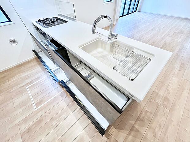 【スライド収納】使いやすさを優先したスライド式収納タイプ！