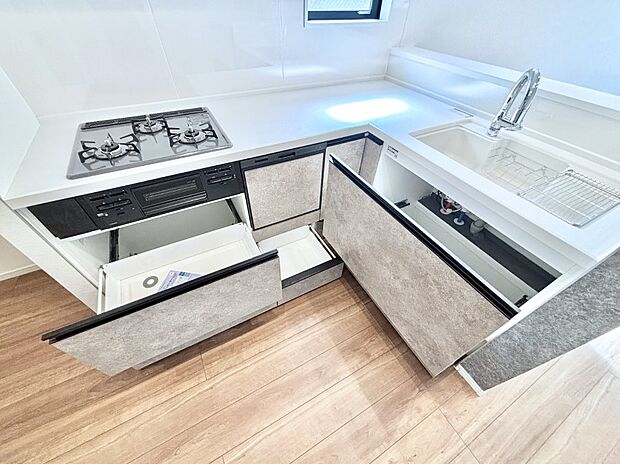 【スライド収納】使いやすさを優先したスライド式収納タイプ!