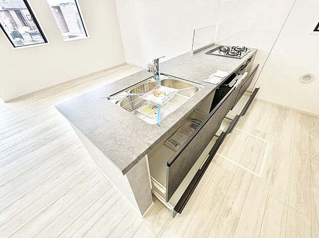 【スライド収納】使いやすさを優先したスライド式収納タイプ!