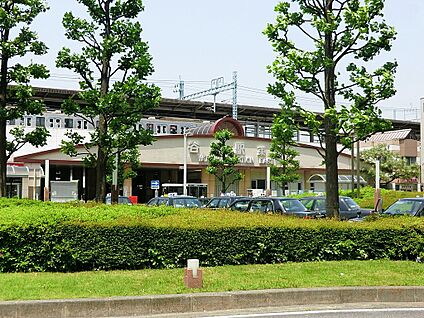 東武伊勢崎線谷塚駅 1120m(14分)