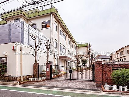 板橋区立志村第四小学校 360m(5分)