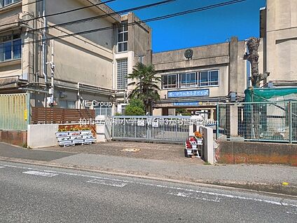 柏市立高柳小学校 290m