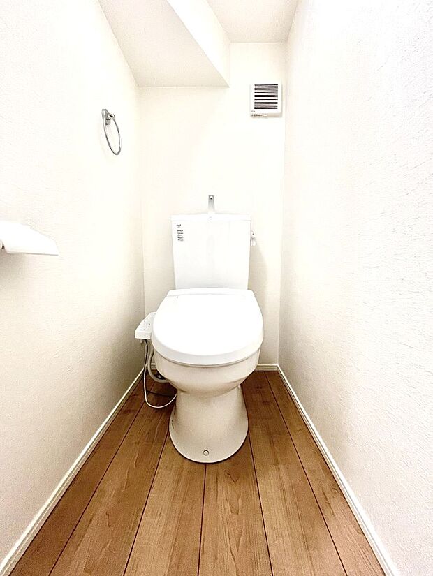 【トイレ】トイレは安心の2箇所!朝のバタバタも一安心です。