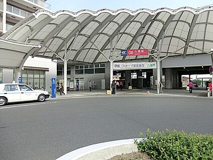 八潮駅 3040m