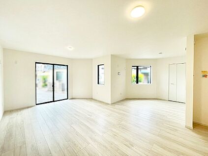 リビングダイニング
