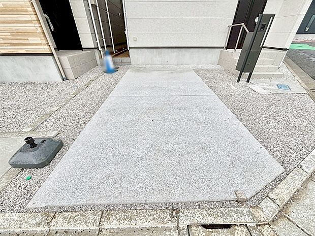 【駐車場】生活に欠かせない駐車スペース。