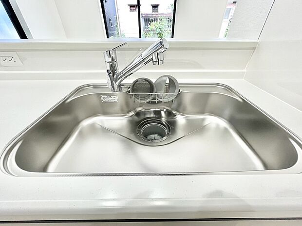 【浄水器】いつでも清潔なおいしいお水を。一つの水栓で水道水と浄水を使い分け。