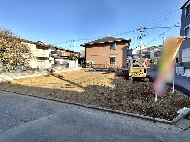 『1区画』
気になった物件すぐにご見学対応させていただきます♪平日・お仕事帰りなど、いつでもご案内可能です♪周辺環境と併せて、実際に現地をご確認ください♪