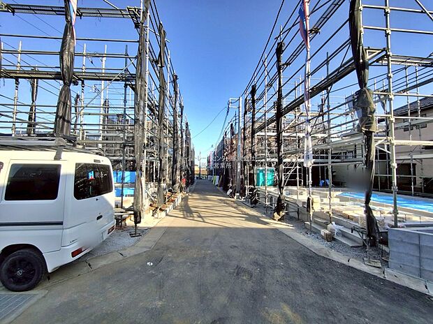 『１２号棟』
気になった物件すぐにご見学対応させていただきます♪平日・お仕事帰りなど、いつでもご案内可能です♪周辺環境と併せて、実際に現地をご確認ください♪