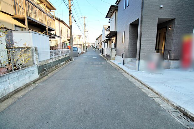 『A号棟』
ひとたび扉を開けばそこに待っているのは上質な空間とマイホームでの新生活をイメージさせる優雅なひととき。「この家なら…」ではなく「ここに住みたい♪」と思う感動をお届けいたします。