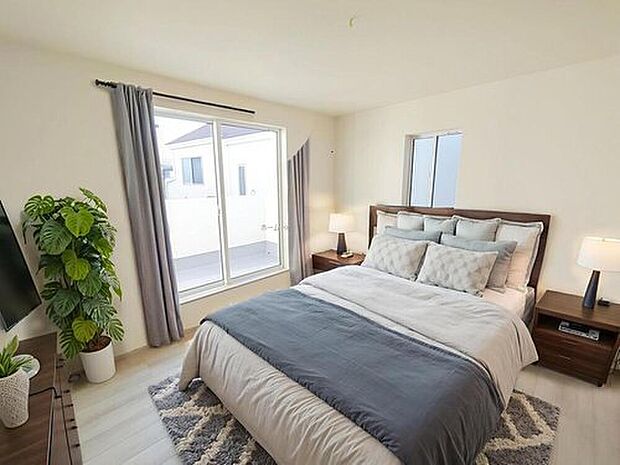 日当りの良さは写真でも充分に伝わるかと思いますが、開放感のある周囲にめぐまれたおかげで、風通しもとても良くなっております。※家具をCGで加工しています。家具付き販売ではございません。