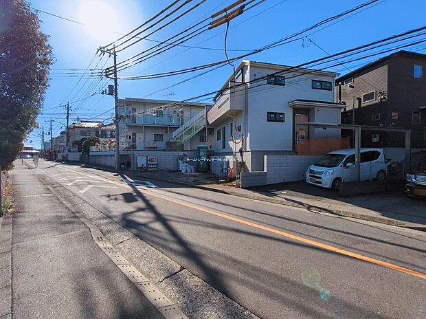 『１号棟』
ひとたび扉を開けばそこに待っているのは上質な空間とマイホームでの新生活をイメージさせる優雅なひととき。「この家なら…」ではなく「ここに住みたい♪」と思う感動をお届けいたします。