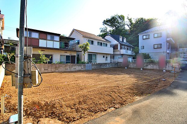 『A号棟』
気になった物件すぐにご見学対応させていただきます♪平日・お仕事帰りなど、いつでもご案内可能です♪周辺環境と併せて、実際に現地をご確認ください♪