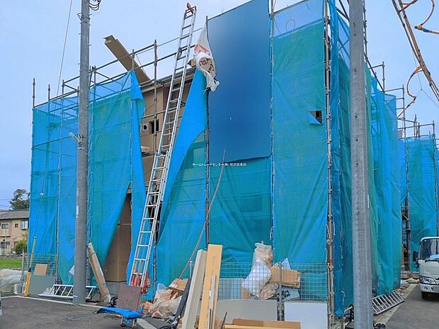 『１３号棟』住宅性能評価で耐震等級３（最高等級）を取得！お客様を守る大切な住宅だからこそ、第三者の検査を受けて安心して住んでいただける住宅をご案内させて頂きます。