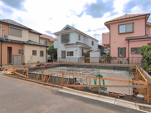 『１号棟』住宅性能評価で耐震等級３（最高等級）を取得！お客様を守る大切な住宅だからこそ、第三者の検査を受けて安心して住んでいただける住宅をご案内させて頂きます。