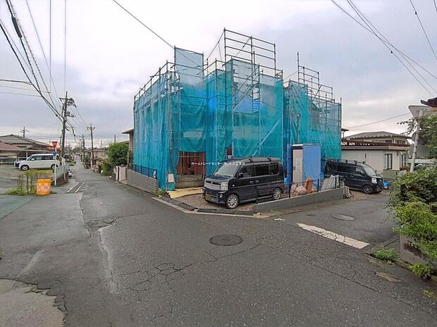 『1号棟』ひとたび扉を開けばそこに待っているのは上質な空間とマイホームでの新生活をイメージさせる優雅なひととき。「この家なら…」ではなく「ここに住みたい♪」と思う感動をお届けいたします。