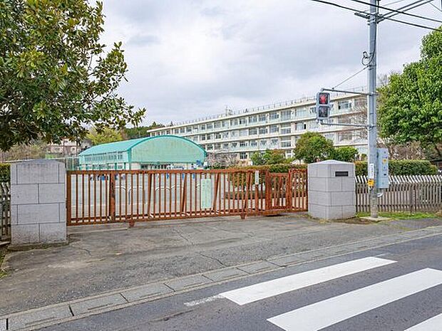 所沢市立山口小学校(約720m)