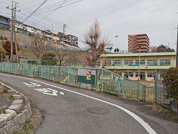 入間市立高倉保育所(約814m)