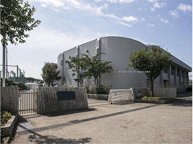 東村山市立東村山第七中学校(約900m)