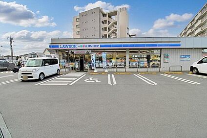 ローソン・スリーエフ所沢向陽町店 587m (徒歩8分)