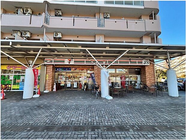 セブンイレブンJS美住一番街店（約157m）