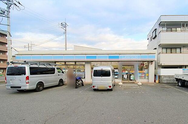ローソン東所沢和田一丁目店（約1,090m）