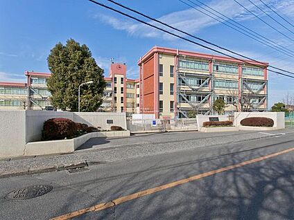 東村山市立東村山第四中学校 270ｍ(徒歩4分)