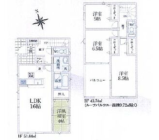☆角地のお住まい☆
南×西道路に囲まれた角地で通風採光良好！全居室二面採光ですので、どのお部屋でも陽射しをたっぷり取り込めます♪明るく気持ちの良いお住まいです。 