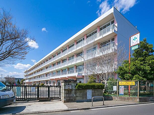 所沢市立宮前小学校(約1,600m)