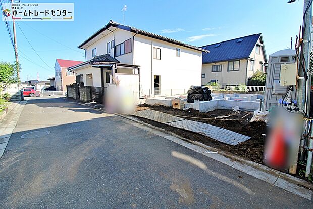 【現地外観写真】『A号棟』ひとたび扉を開けばそこに待っているのは上質な空間とマイホームでの新生活をイメージさせる優雅なひととき。「この家なら…」ではなく「ここに住みたい♪」と思う感動をお届けいたします。