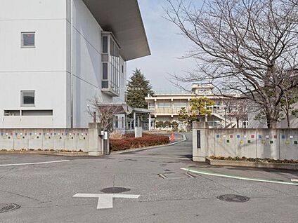 狭山市立西中学校 720m (徒歩９分)