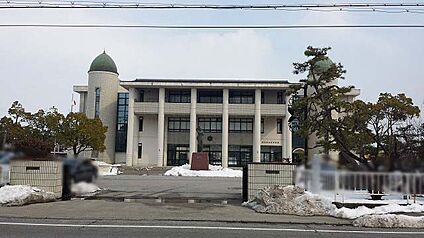 長浜市立北中学校 約2400ｍ