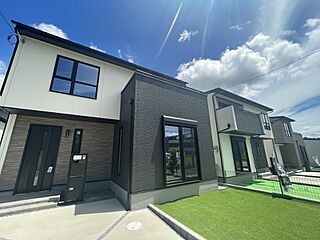 【セナリオハウスの分譲住宅】ヘリオスタウンたかおの杜　～区画整理地内に平屋もガレージ付きも続々誕生～ 外観