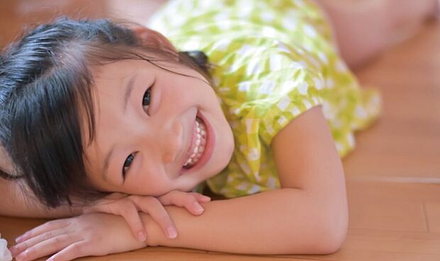 【ガス温水式床暖房】寒い冬でも、安心。風が起きないので空気の乾燥を気にせず、頭寒足熱の快適空間をお届けします。