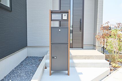 宅配ボックス