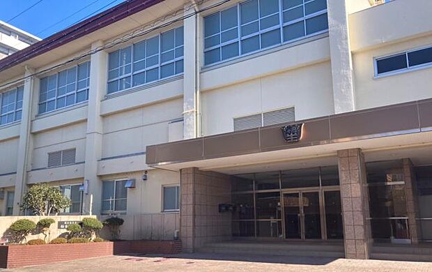 稲生小学校（約360m）