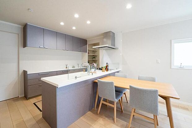 【【B区画】】【B区画】水はねや油はねを防いでくれる仕様になってます