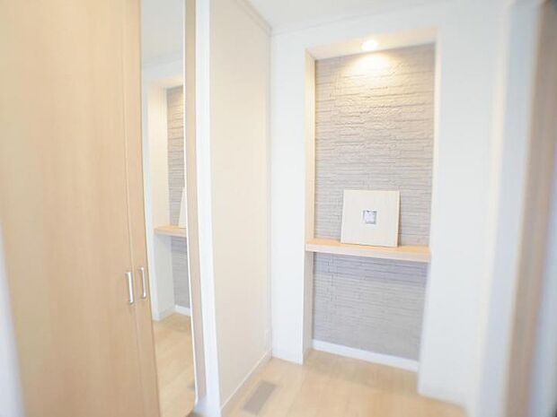 【【施工事例】造作】【施工事例】造作　玄関廻りやＬＤＫの一角にアクセントとなる造作はいかがでしょうか？