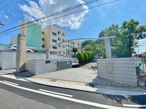 上社小学校