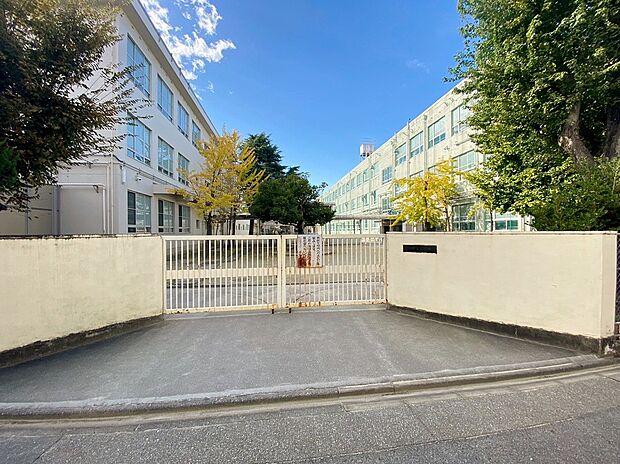 萩山中学校